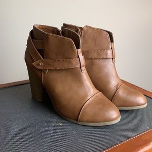 LAUREN CONRAD |  stacked heel ankle boots|  🍁🍂FALL / autumn MUST HAVE🍁🍂